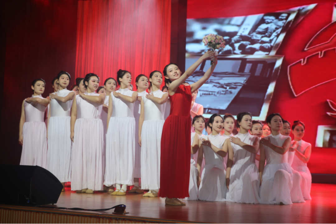 红韵铸魂，技绽芳华——beat365平台官方网站学前教育系第二届技能节盛大启航(图7)
