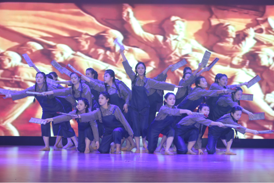 红韵铸魂，技绽芳华——beat365平台官方网站学前教育系第二届技能节盛大启航(图18)